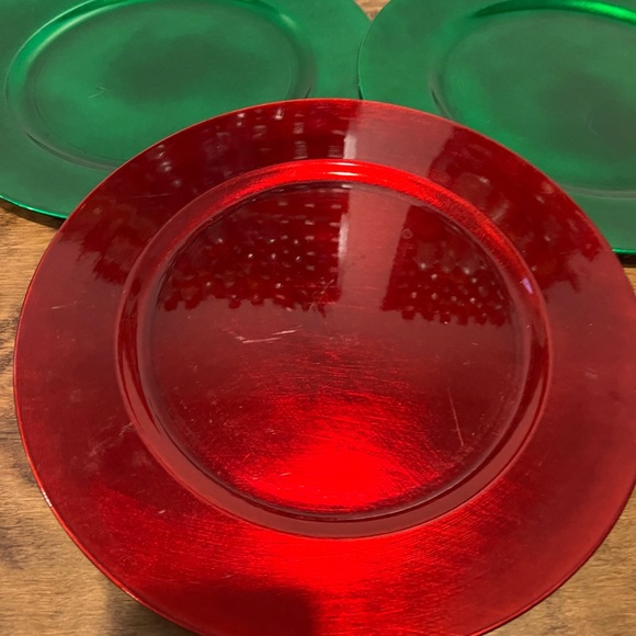 Ashland Dining Ashland Plate Chargers Red And Green Set Of 3 Poshmark